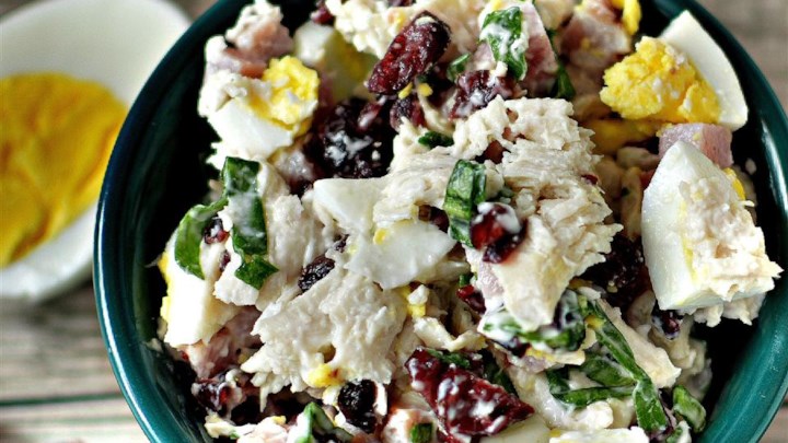 Turkey salad with boiled egg